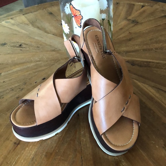 KENNETH COLE PLATFORM SANDALS SIZE 9.5 - Picture 3 of 10